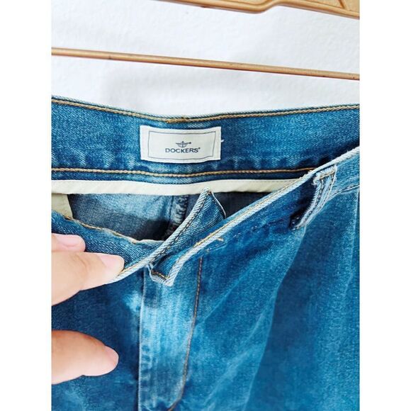 Y2k Dockers Mom Jean Shorts - Picture 2 of 4